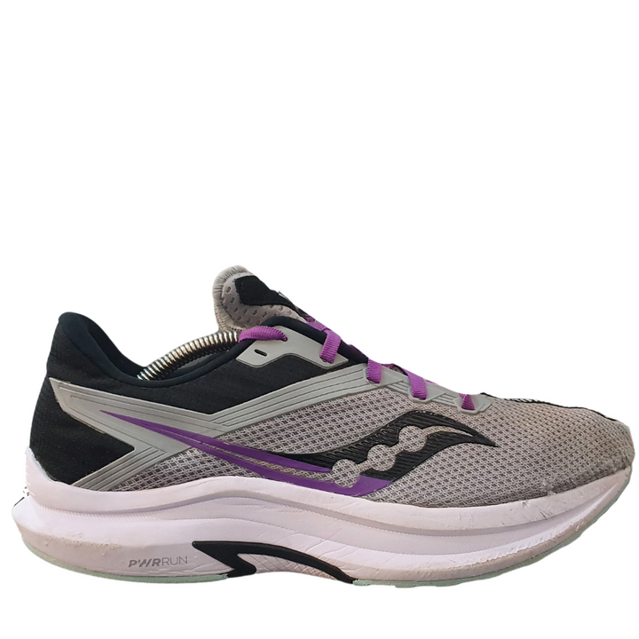 SAUCONY  AXON