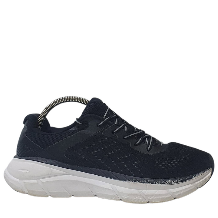 AVIA  RUNNER