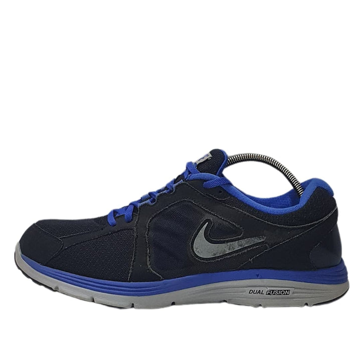 NIKE DUAL FUSION