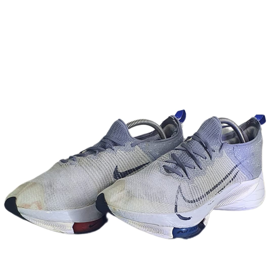 NIKE AIR ZOOM TEMPO
